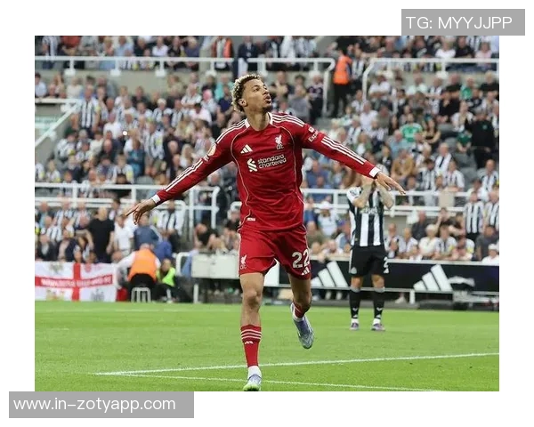 埃基蒂克在巴黎首次感受失败期待与萨拉赫携手进球